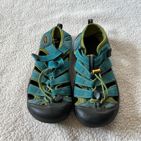 Keen Water Shoes - Picture 3 of 5